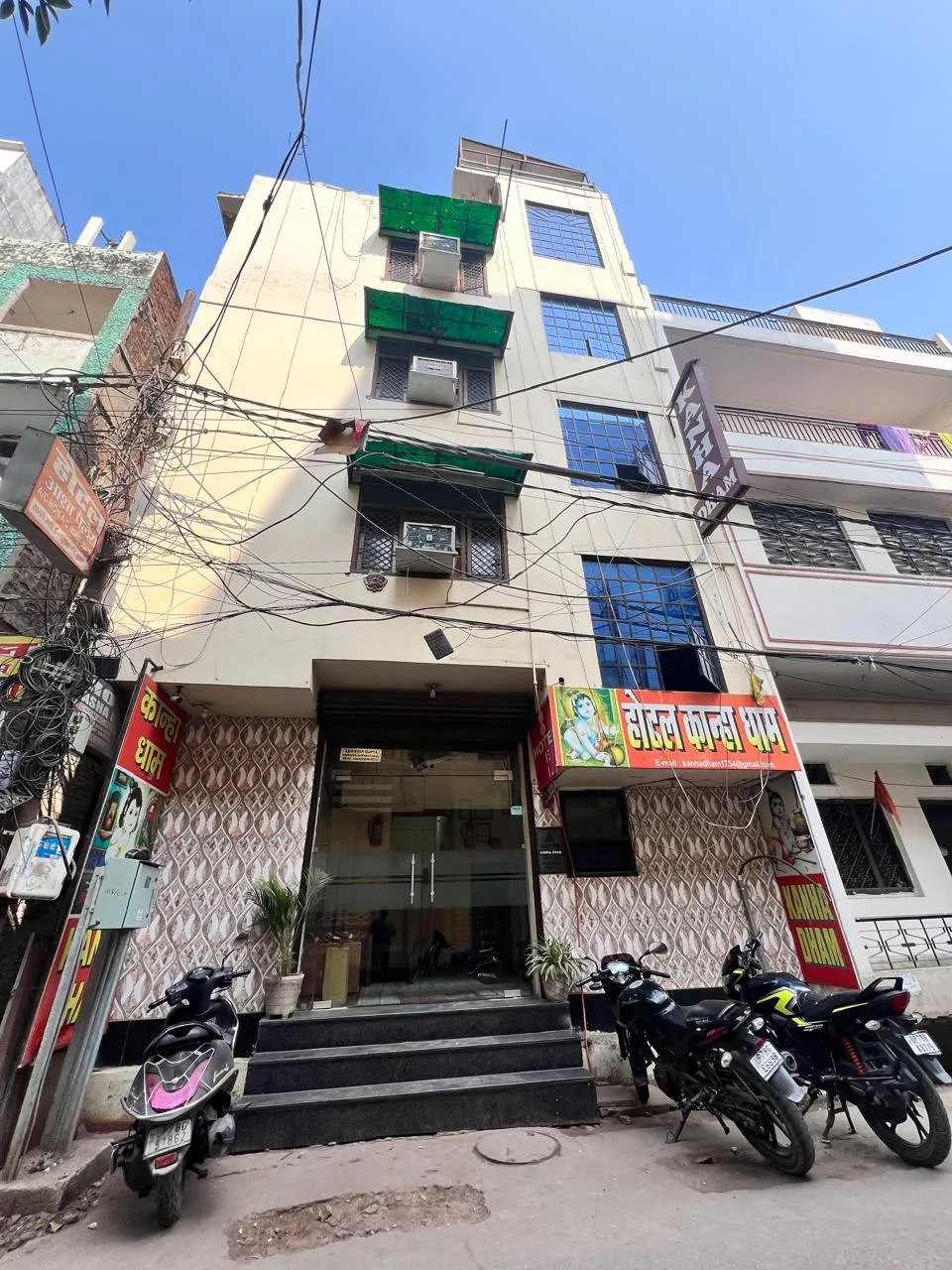 Hotel Kanha Dham, Teliyana Road · Ghanta Ghar, Kanpur