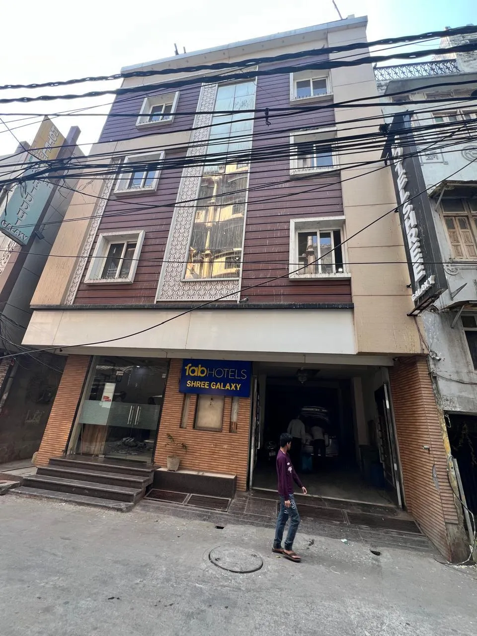 Hotel Shree Galaxy, Mathuri Mohal · Tilyana Road, Kanpur
